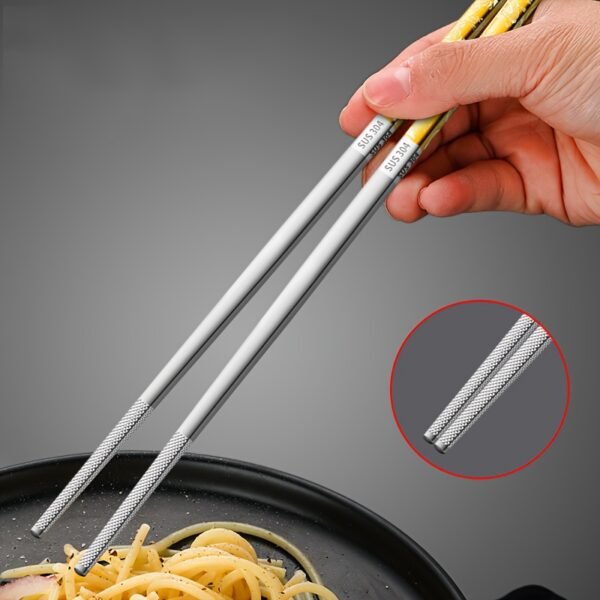 3aaf9816-0d77-463f-a866-b35219250e91.jpg Pair of Portable Chopsticks, 304 Stainless Steel Metal Chopsticks, Dragon and Phoenix Pattern Laser Engraving, Dishwasher Safe, Reusable, Non-Slip