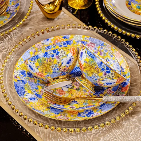 S296e2fbc49744e78a55b036700277ebeS.webp Enamel Dinnerware Set 38pcs Luxury Ceramics Tableware Set Courtly Style Bone China Dish Sets