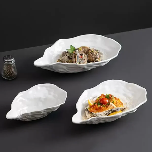 S847c7defbfcf423699e7484fcaaae40ct.webp Tableware Ceramic Sashimi Plate Oyster Shell Shape Creative Storage Dish Multi-Function Reusable Salad Plate Fruit