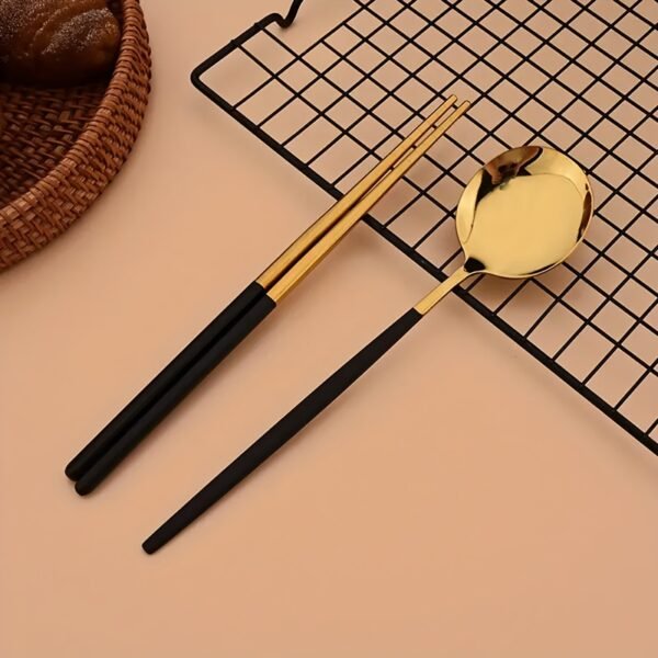 8pcs Elegant Stainless Steel Cutlery Set, Mirror Polished - Includes Spoons and Chopsticks
